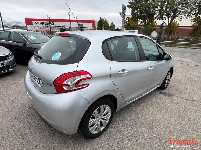 Peugeot 208 GENERATION-I 1.2 VTI 80 ACTIVE Gris de 2012