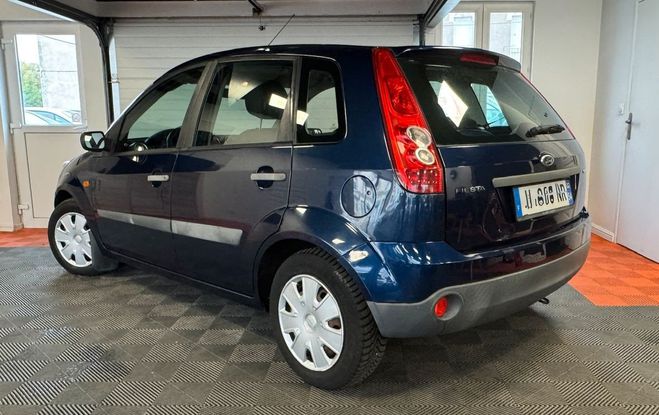 Ford Fiesta 1.4 TDCi 68ch Ambiente 5p Bleu de 2006