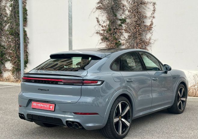 Porsche Cayenne iii (2) coupe 3.0 v6 e-hybrid 519 s Gris de 2024