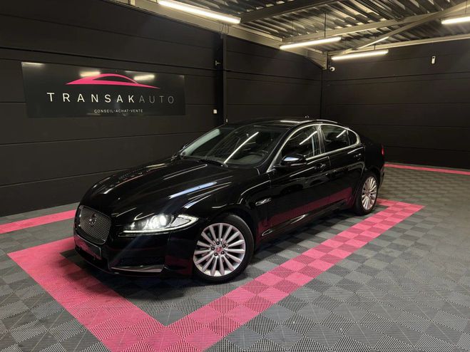 Jaguar XF 2.2D Luxe BVA8 163ch Noir de 2015