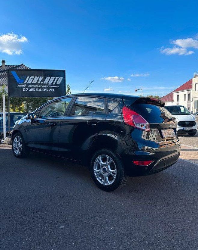 Ford Fiesta 1.6 tdci 95 cv sync edition premi�re mai Noir de 2014