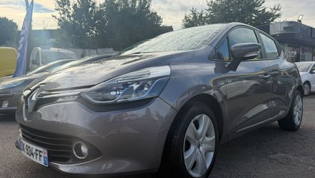 Renault Clio 1.5 dCi 5place 2014 d'occasion a Magnanville (78)