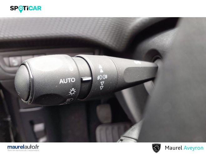 Peugeot 208 208 PureTech 82ch S&S BVM5 Signature 5p Black de 2019