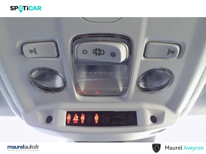 Peugeot 208 208 PureTech 100 S&S BVM6 Active 5p White de 2024