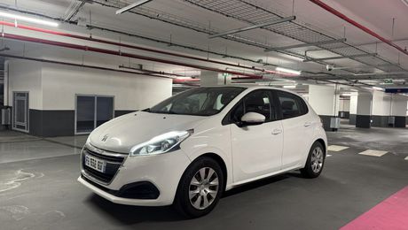 Peugeot 208 1.0 VTI Access 5p 2015 d'occasion a Asni�res-sur-Seine (92)