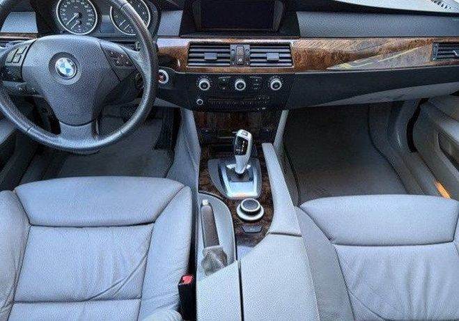 BMW Serie 5 (e61) (2) touring 525ix 218 luxe Bleu de 2007