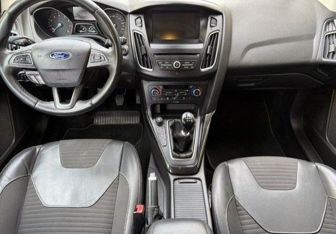 Ford Focus iii (2) 1.0 ecoboost 125 s&s titanium 5p Bleu de 2015