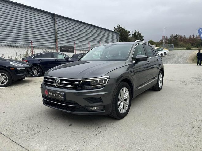 Volkswagen Tiguan 2.0TDI - 150ch finition carat Toit panor GRIS FONCE de 2018