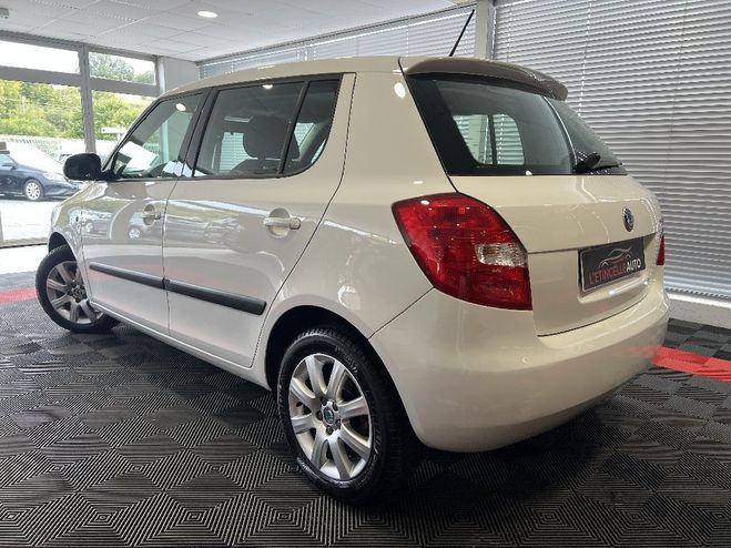 Skoda Fabia 1.2 TSI 105 Elegance 2 DSG Blanc de 2013