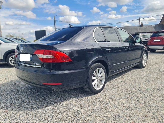 Skoda Superb 1.6 TDI 105 CV * REPRISE POSSIBLE * Noir de 2014