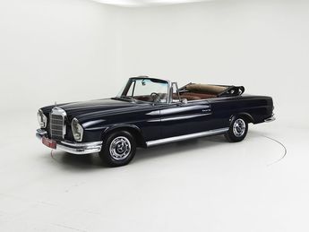 Mercedes 220