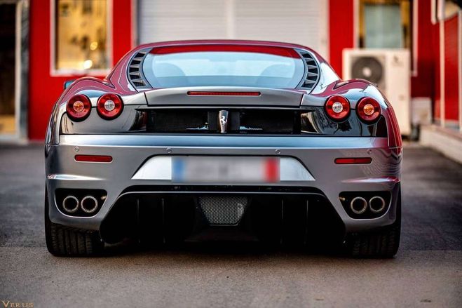 Ferrari F430 V8 4.3 490ch / BVM / Carbone ext�rieur / Gris de 2007