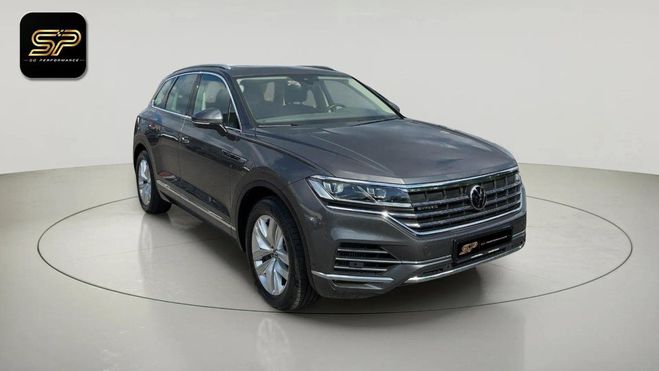 Volkswagen Touareg ATMOSPHERE V6 EHYBRID 381 CH * PANO * CU Gris de 2021