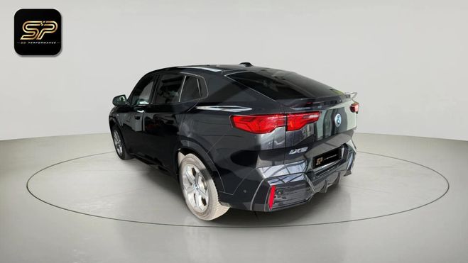 BMW IX 2 eDRIVE20 M SPORT 204 CH * HARMAN KARDO Noir de 2024