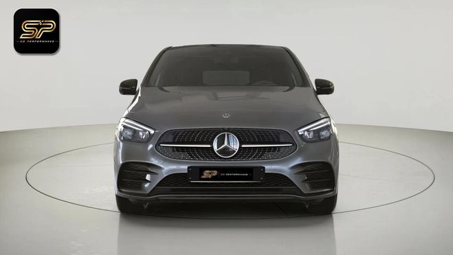 Mercedes Classe B 250 E 218 CH AMG LINE * PANO * CAM�RA 36 Gris de 2021