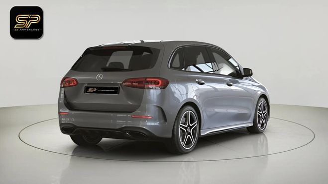 Mercedes Classe B 250 E 218 CH AMG LINE * PANO * CAM�RA 36 Gris de 2021