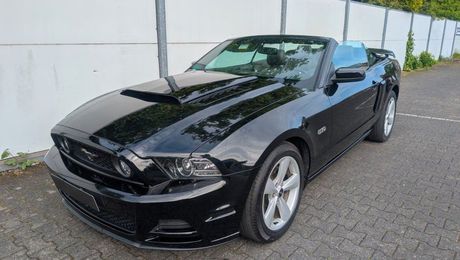 Ford Mustang gt premium 2014 d'occasion a Paris (75)