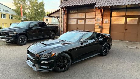 Ford Mustang gt premium v8 2017 d'occasion a Paris (75)