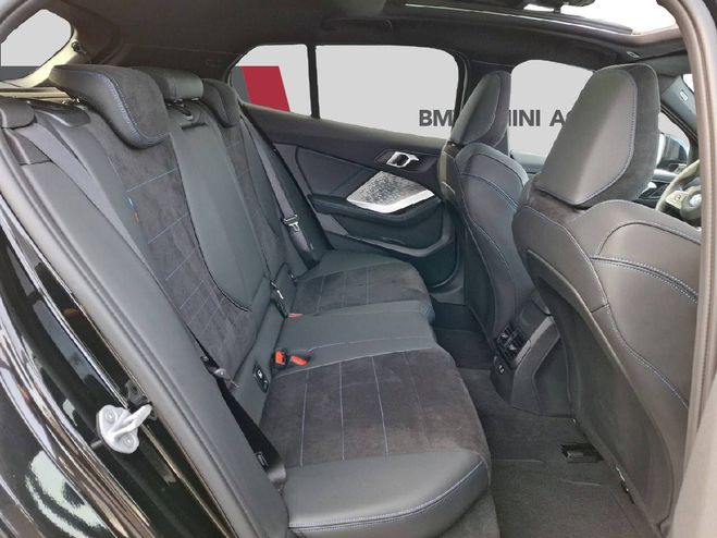 BMW Serie 1 120d 163 ch DKG7 M Sport 5p BLACK SAPPHIRE METALLIC de 2025