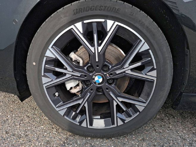 BMW Serie 1 120d 163 ch DKG7 M Sport 5p BLACK SAPPHIRE METALLIC de 2025