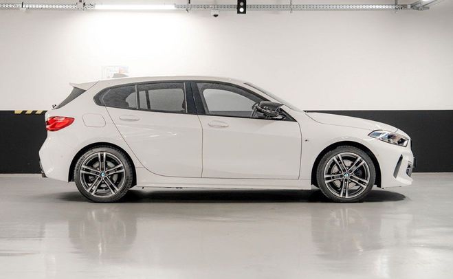 BMW Serie 1 118d 150 ch ? M Sport Bo�te auto 50 000  Blanc de 2024