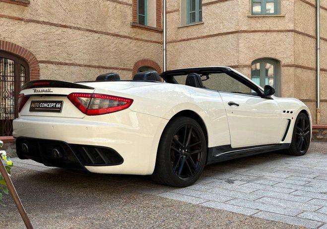 Maserati Grancabrio 4.7 V8 460ch MC STRADALE Blanc de 2014