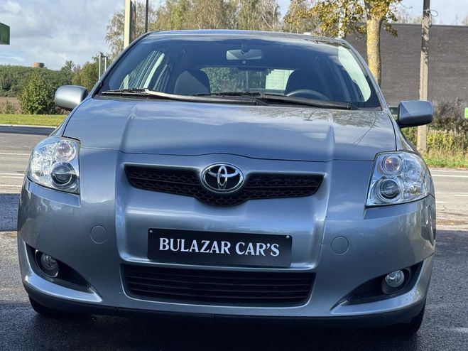 Toyota Auris 1.6i Dual VVT Gris M�tallis� de 