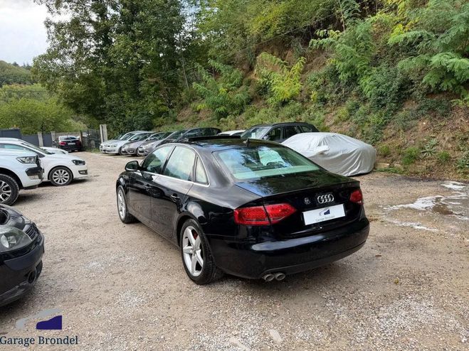 Audi A4 (B8) 2.0 TDi 170cv Ambition Luxe Noir de 2009