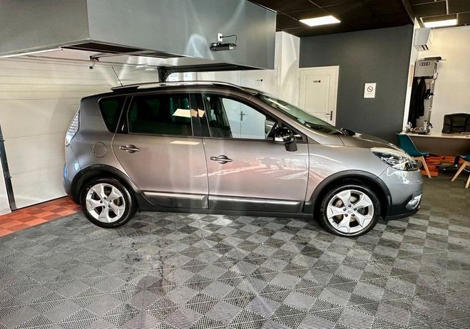 Renault Scenic III Phase 2 XMOD 1.5 dCi eco2 S&S 110 cv Gris de 2013