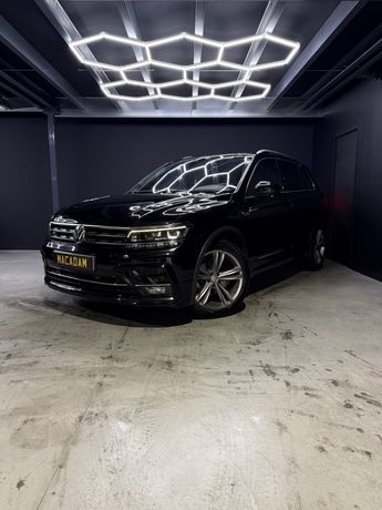  Voir d&eacute;tails -Volkswagen Tiguan 2.0 TDI 150CH DSG7 R-LINE &agrave; Bassens (33)