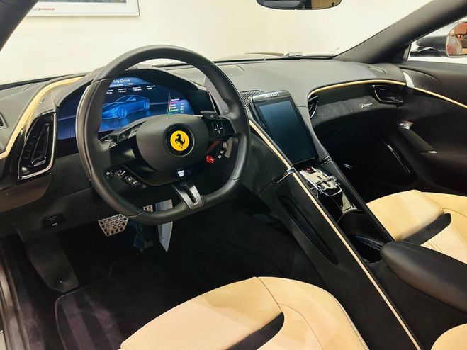 Ferrari Roma COUPE Gris de 