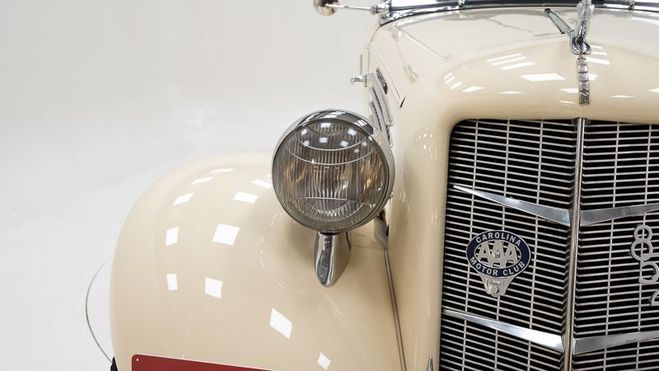Autres marques Auburn 852 SC Phaeton Sedan '36  de 1936