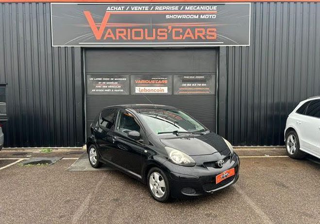 Toyota Aygo 1.0 VVT-I 68CH CONNECT MMT 5P Noir de 2011