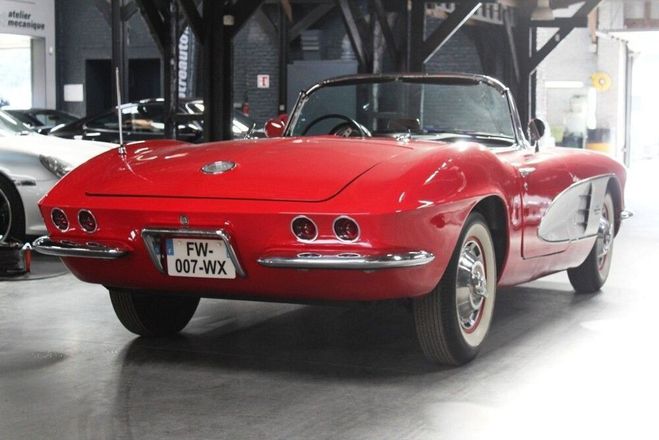 Chevrolet Corvette C1 CABRIOLET 4.7 275 ROUGE de 1961