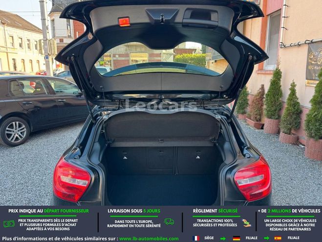 Mercedes Classe A 180 BVA Noir M�tallique de 2015