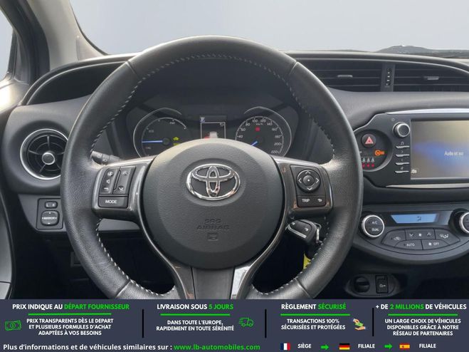 Toyota Yaris HYBRIDE 100ch Noir M�tallique de 2020