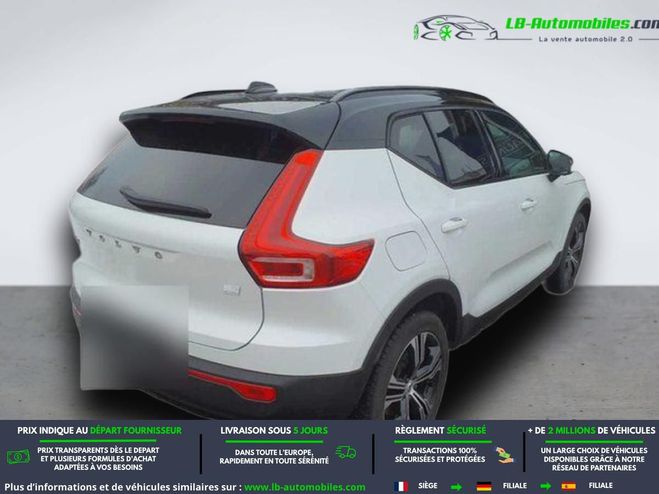 Volvo XC40 T5 180+82 ch BVA Blanc de 2021