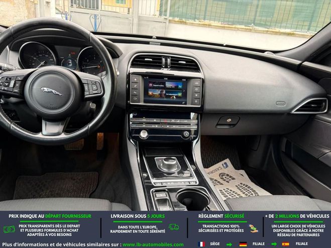 Jaguar XE 180 ch BVA Noir de 2017