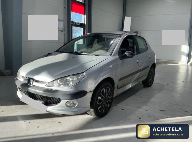 Peugeot 206 1.6L XT Gris de 2004