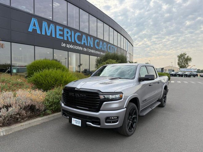 Dodge Ram 1500 CREW LARAMIE SPORT NIGHT EDITION GRIS de 2025