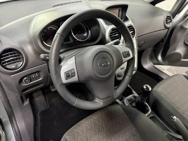 Opel Corsa 1.4i Active - Etat irr�prochable - entre GRIS de 2014