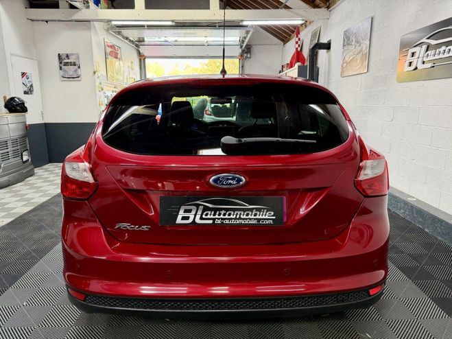 Ford Focus 1.6 16V Ti-VCT - 125 - BVA Titanium - 1  ROUGE de 2012