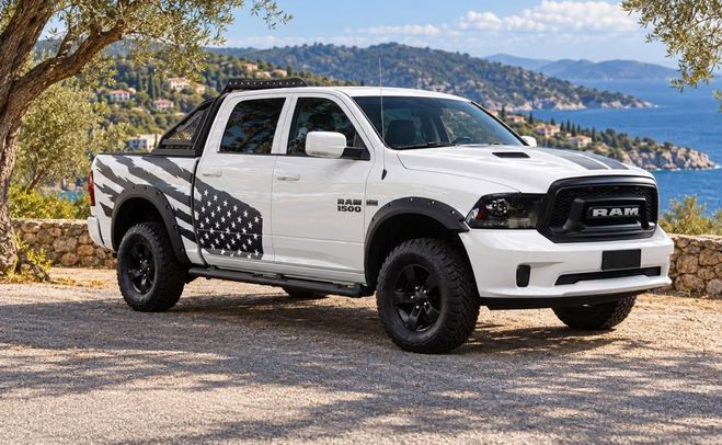 Dodge Ram 1500 Crew Cab 5.7 V8 HEMI 4x4 ? Cuir Cam Blanc de 2020