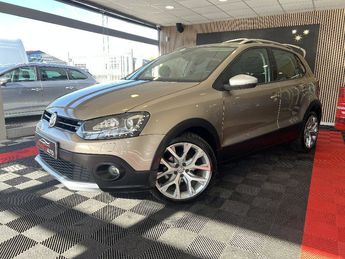  Voir d&eacute;tails -Volkswagen Polo 1.2 TSI 90 BMT DSG7 Cross &agrave; Creuzier-le-Vieux (03)