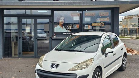 Peugeot 207 1.4 75 urban 2008 d'occasion a Valence (26)
