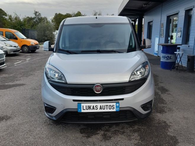 Fiat Doblo CARGO 3 places 1.6 105 PRO LOUNGE 10500  Gris de 2022