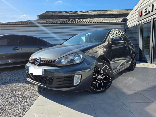 Volkswagen Golf VI GTI * 2.0L 200 CV * REPRISE POSSIBLE  Gris de 2010