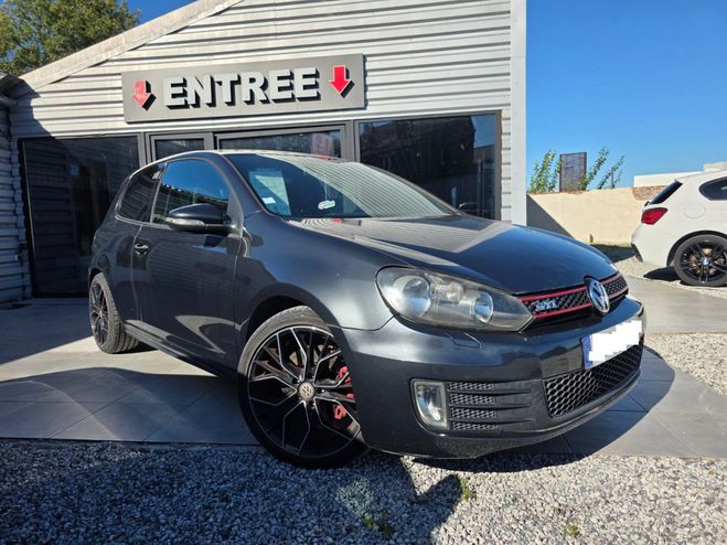Volkswagen Golf VI GTI * 2.0L 200 CV * REPRISE POSSIBLE  Gris de 2010