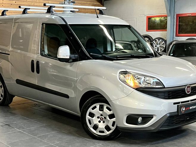 Fiat Doblo Maxi TAILLE XL 1.6 MULTIJET 105 GRIS ARGENT de 2017
