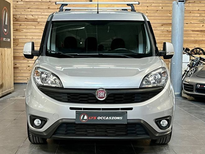 Fiat Doblo Maxi TAILLE XL 1.6 MULTIJET 105 GRIS ARGENT de 2017